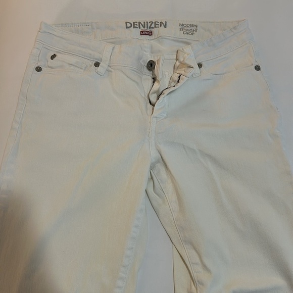 NWOT Levi's Denizen Women's Classic Modern Straight Crop Jeans in White Size 26 - Picture 4 of 12
